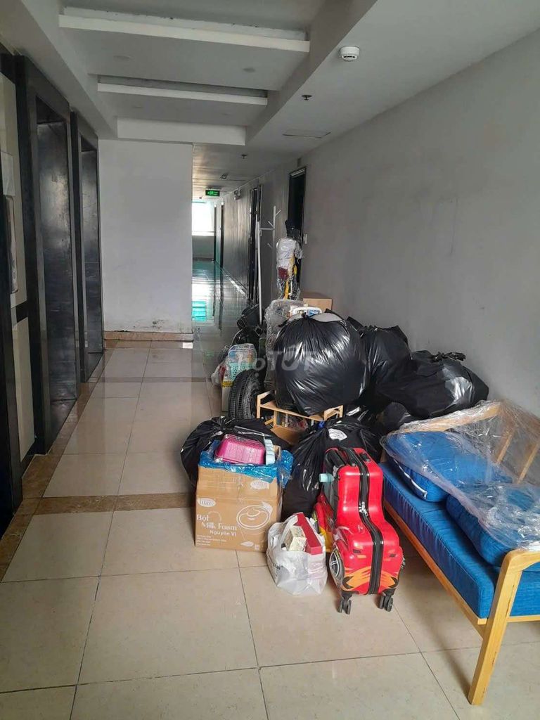 Dịch vụ chuyển nhà chuyển trọ trọn gói. Dịch vụ chuyển nhà tại Huyện Hóc Môn Tp Hồ Chí Minh được đăng bởi Nguyễn Văn Toàn hình 1