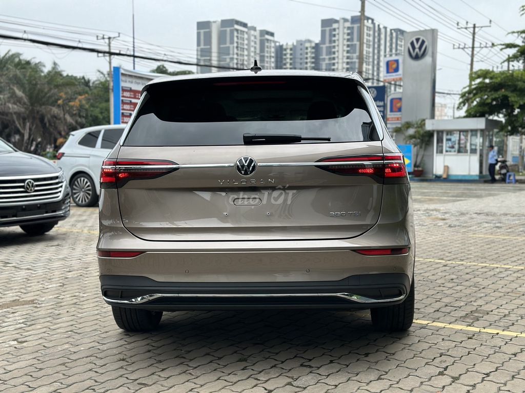 Volkswagen Viloran 2025 Chỉ Cần Trả Trước 450TR