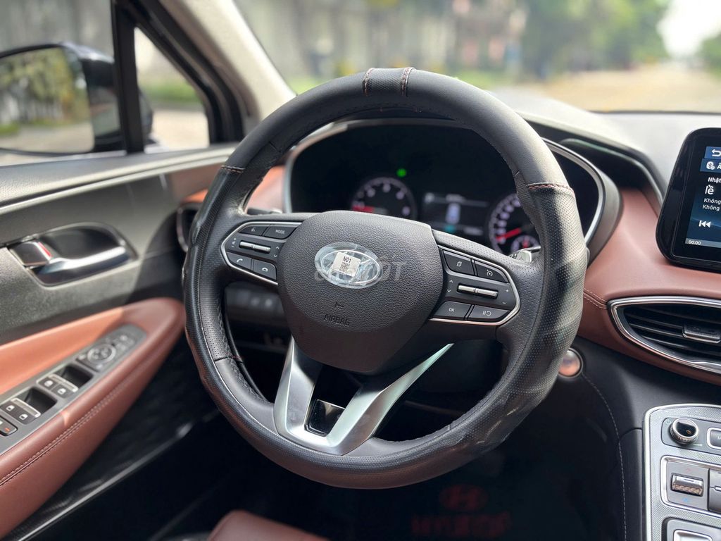 Hyundai Santafe Dầu tiêu chuẩn 2023_ Lướt 19.000km. Mua bán Ô tô tại Thành phố Thủ Đức Tp Hồ Chí Minh được đăng bởi Anh Minh STOT Bình Dương hình 13