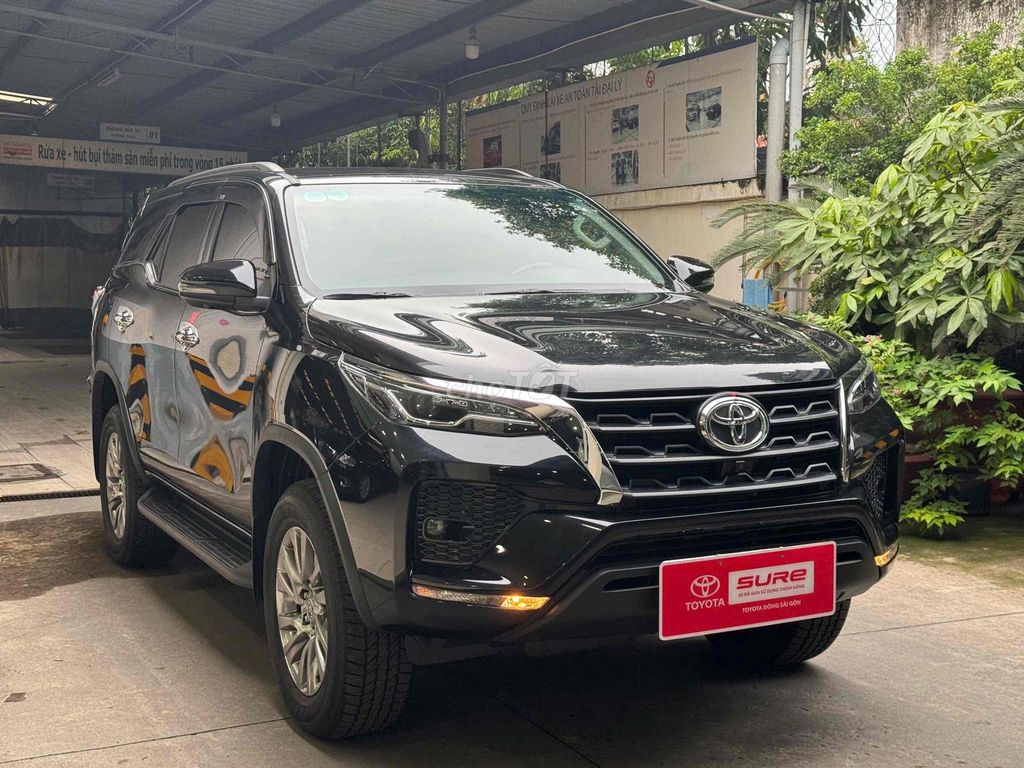 Fortuner 2024 2.7L 4x2 AT chưa hết rodai. Mua bán Ô tô tại Quận Gò Vấp Tp Hồ Chí Minh được đăng bởi Nguyễn An hình 4