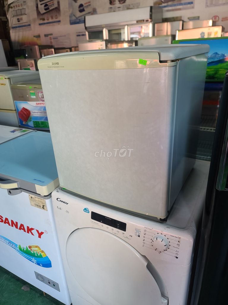 Thanh lý tủ lạnh mini sanyo 50L, 90Lbao ship hcm.