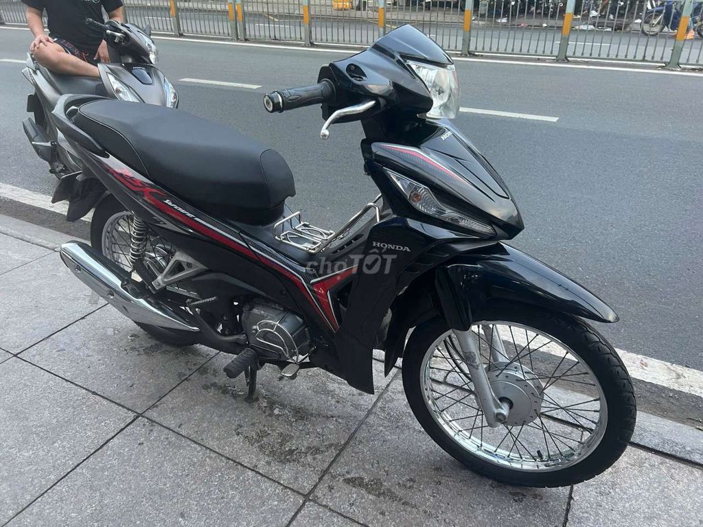 Honda wave RSX Fi 2017 mới 90% biển số thành phố. Mua bán Xe máy tại Quận Tân Phú Tp Hồ Chí Minh được đăng bởi Tuanduy hình 6