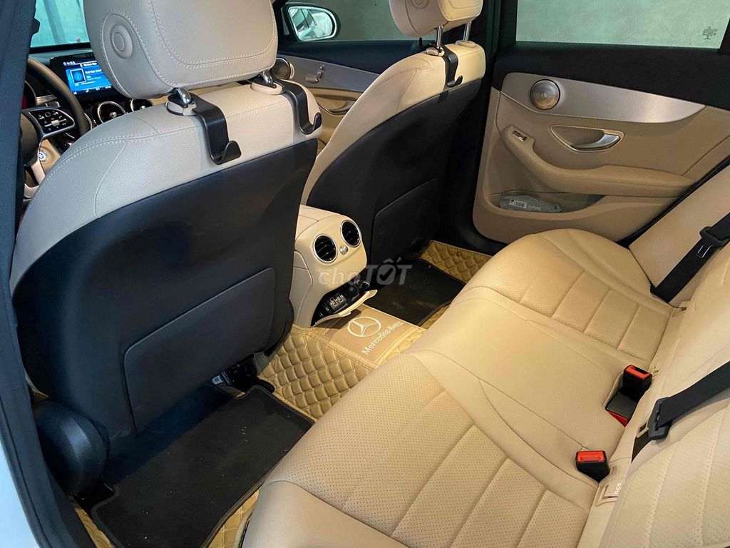 Mercedes C180 2020 Trắng Kem Odo 42.500km. Mua bán Ô tô tại Huyện Long Thành Đồng Nai được đăng bởi Hậu  hình 5