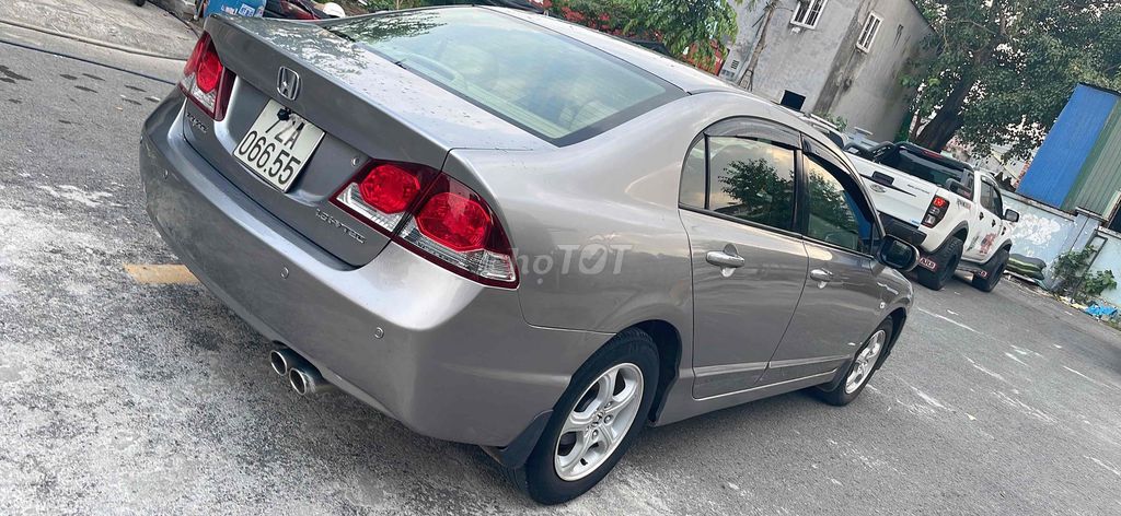Honda Civic 2010 - 135000 km. Mua bán Ô tô tại Thành phố Dĩ An Bình Dương được đăng bởi Phan văn Độ hình 4