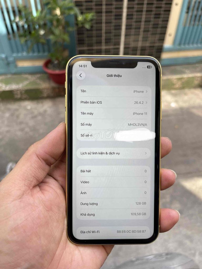 Apple iPhone 11 128GB Vàng. Mua bán Điện thoại tại Quận 8 Tp Hồ Chí Minh được đăng bởi Trường Nhựt hình 1