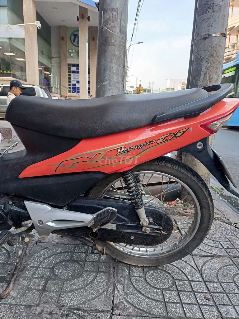 Xan tiền bán gấp xe còn mới. Mua bán Xe máy tại Quận 1 Tp Hồ Chí Minh được đăng bởi Anh Vũ hình 2