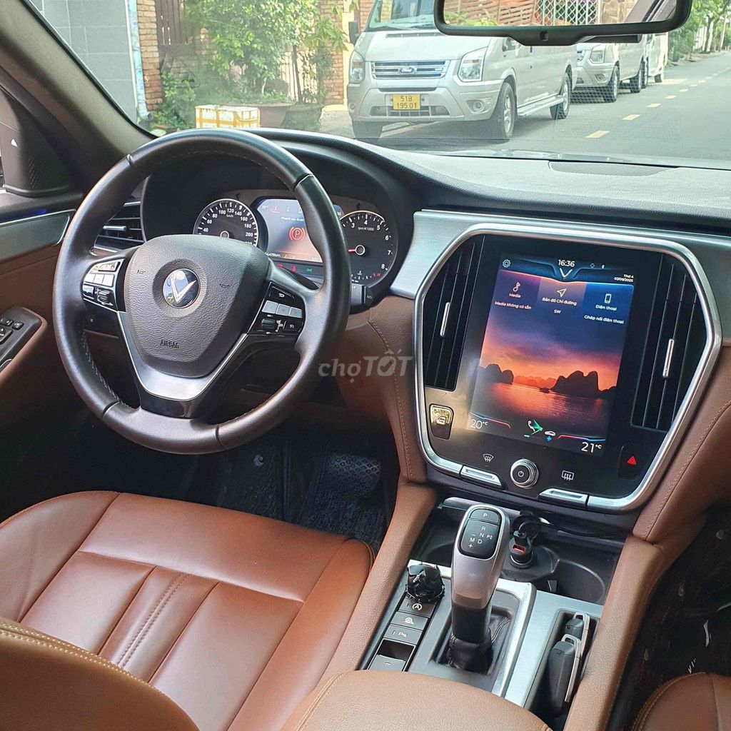 VinFast Lux A2.0 Premium 2022 - 53000 km. Mua bán Ô tô tại Thành phố Thủ Đức Tp Hồ Chí Minh được đăng bởi Nguyễn Công Vinh hình 10