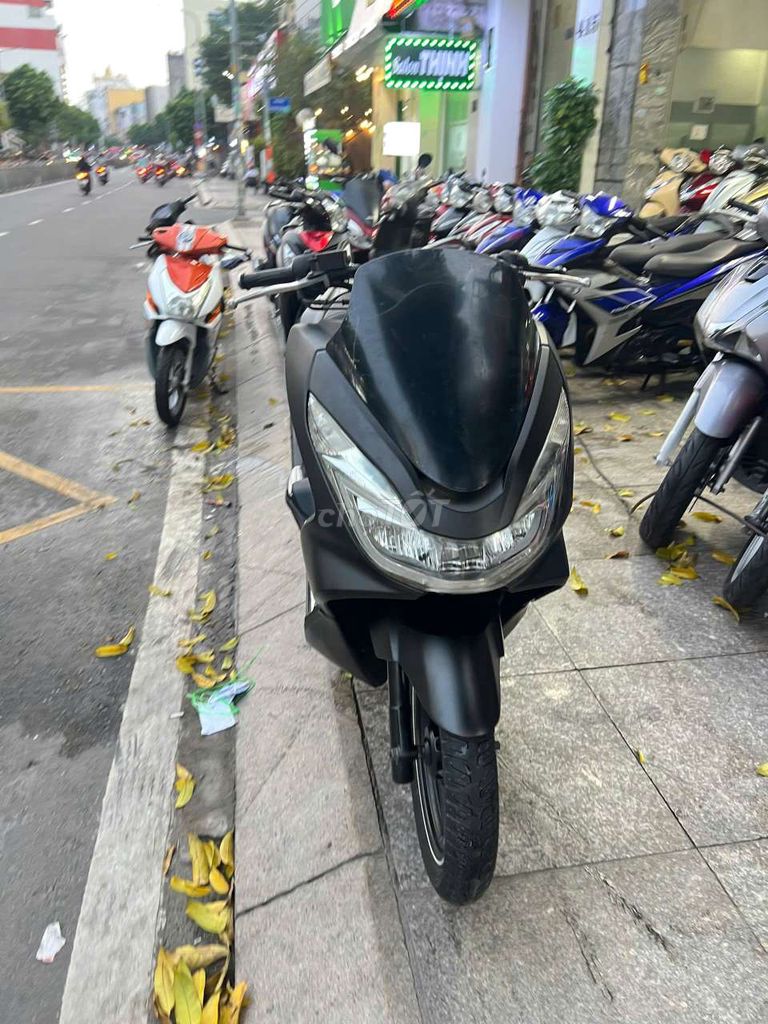 Honda PCX 125 2016 mới 90% hồ sơ gốc cầm tay. Mua bán Xe máy tại Quận Tân Phú Tp Hồ Chí Minh được đăng bởi Tuanduy hình 5