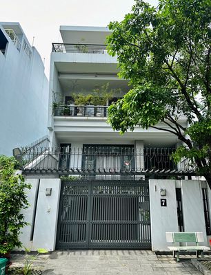 Bán Biệt Thự MT Bùi Tá Hán, Q2 - DT: 8x20 Hầm 3 Tầng - Giá bán 38Tỷ. Mua bán văn phòng, mặt bằng kinh doanh tại Thành phố Thủ Đức Tp Hồ Chí Minh được đăng bởi Dương Văn Duy