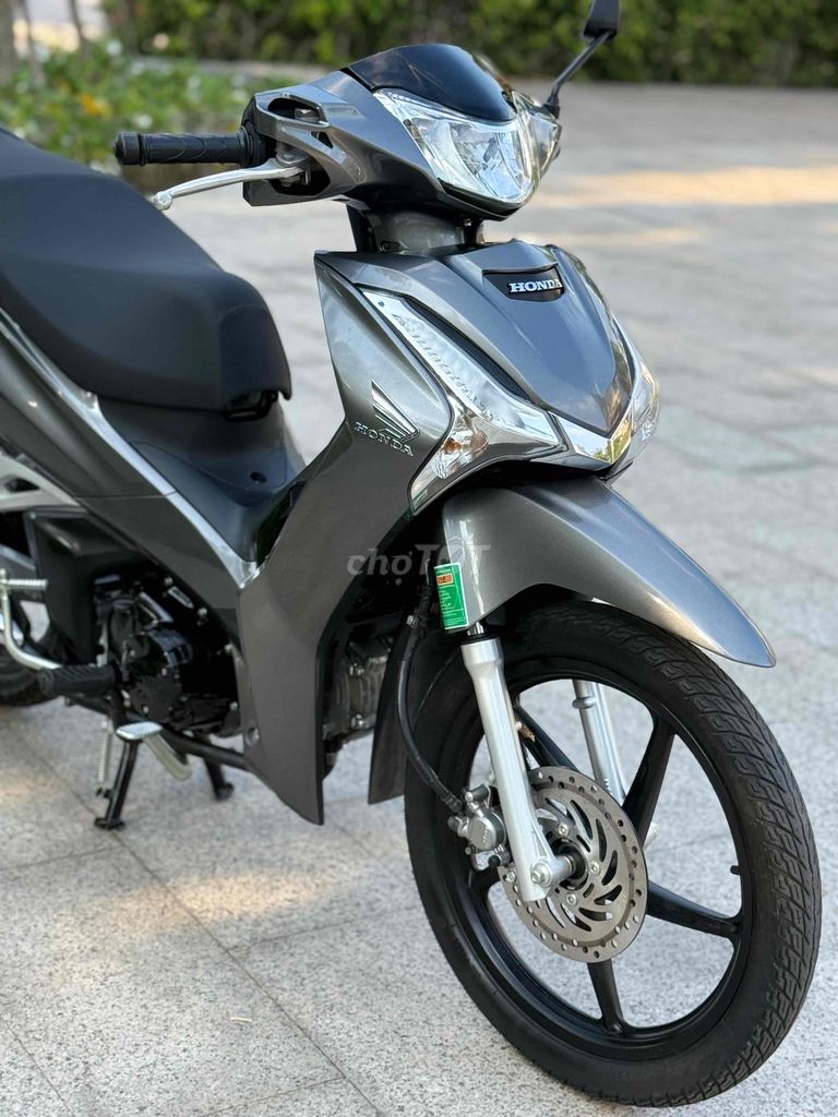 Fu up wave i ( nậu xớ chỉ cần 17 cành ). Mua bán Xe máy tại Quận 8 Tp Hồ Chí Minh được đăng bởi Phạm Đức hình 13