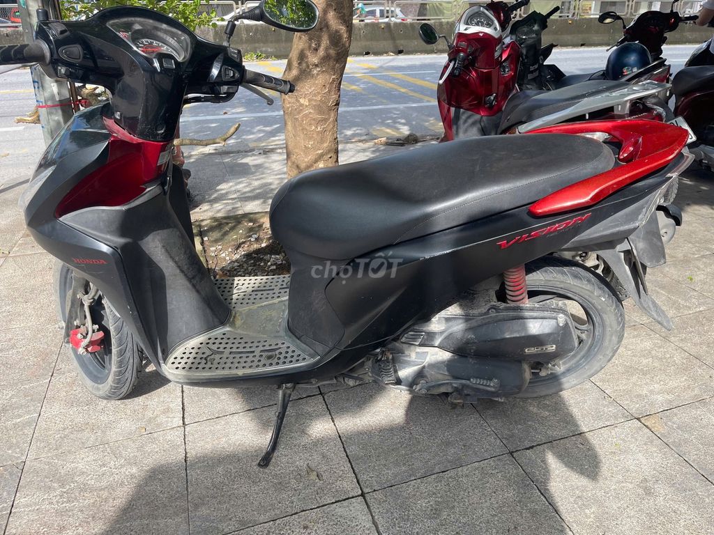 Chính chủ Bán xe vision bản đặc biệt mầu đen nhám. Mua bán Xe máy tại Huyện Quảng Xương Thanh Hóa được đăng bởi lê đức trọng hình 2