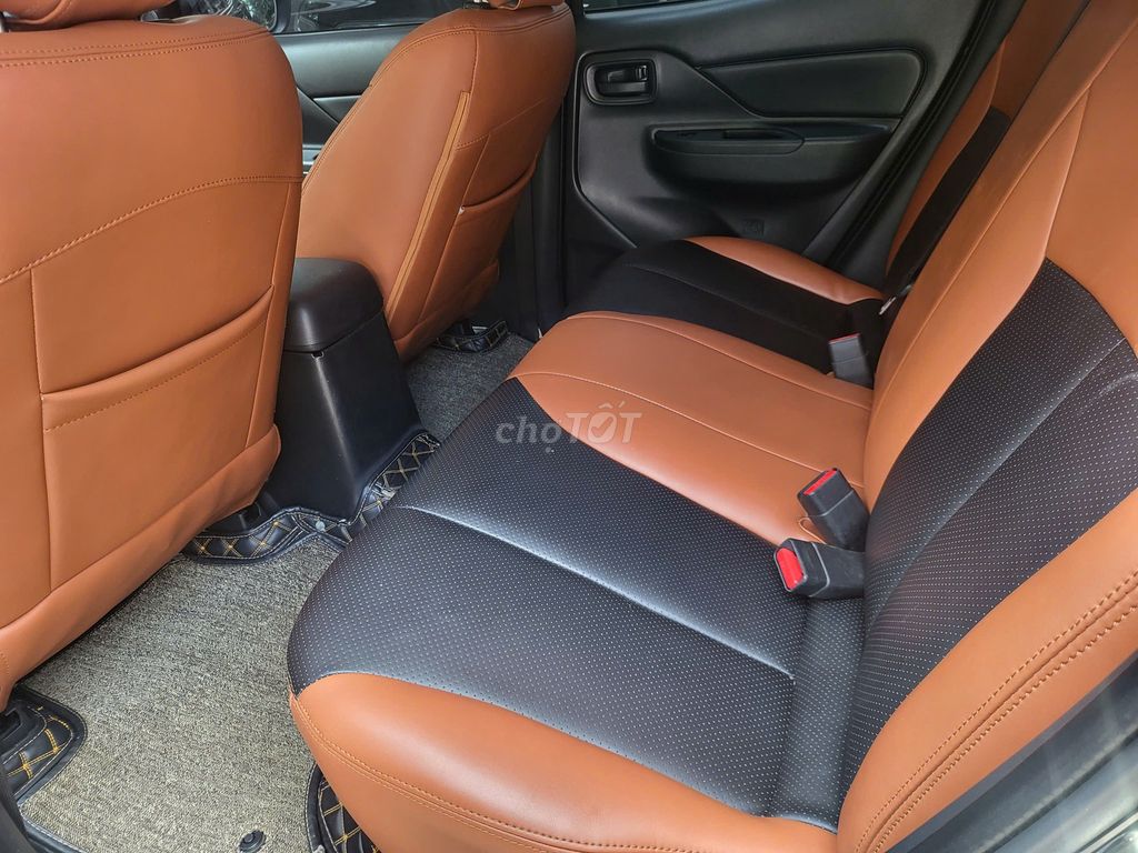 Mitsubishi Triton 2021 4x2 AT Mivec - 8000 km. Mua bán Ô tô tại Quận Tây Hồ Hà Nội được đăng bởi mr đạt hình 7