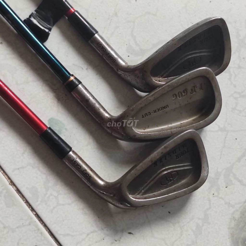 3 gậy đánh golf. Mua bán Đồ thể thao, Dã ngoại tại Thành phố Thủ Đức Tp Hồ Chí Minh được đăng bởi Nghĩa Tiệm Đồ Nhỏ hình 1
