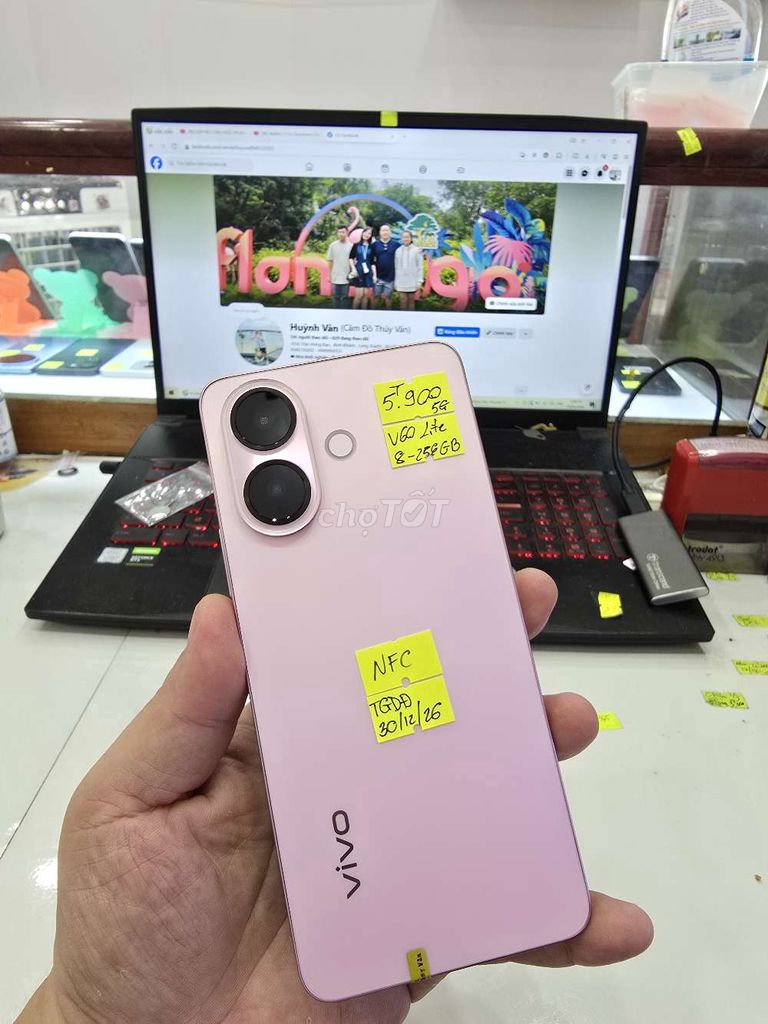 Vivo V60 Lite 5G 256GB Vàng Hồng - Đã Sử Dụng. Mua bán Điện thoại tại Thành phố Long Xuyên An Giang được đăng bởi Facebook Cầm Đồ Thúy Vân hình 1