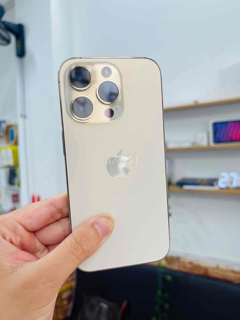 iPhone 14 Pro 256GB Gold New apple care + 2031. Mua bán Điện thoại tại Quận Bắc Từ Liêm Hà Nội được đăng bởi Đỗ Công Đại hình 1
