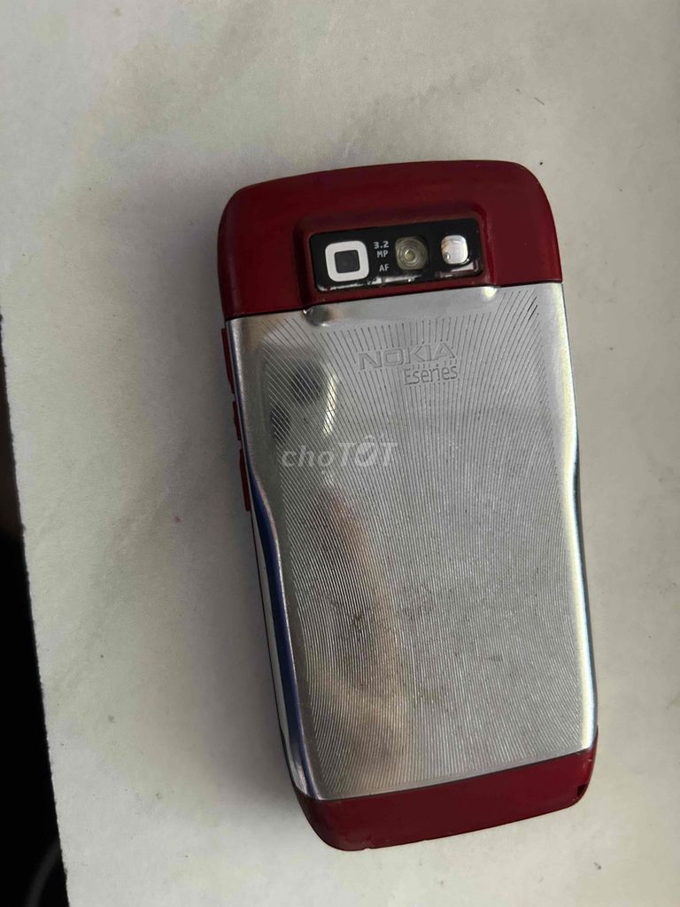 Nokia E71 Đỏ Bạc. Mua bán Điện thoại tại Huyện Yên Phong Bắc Ninh được đăng bởi hicacme hình 1