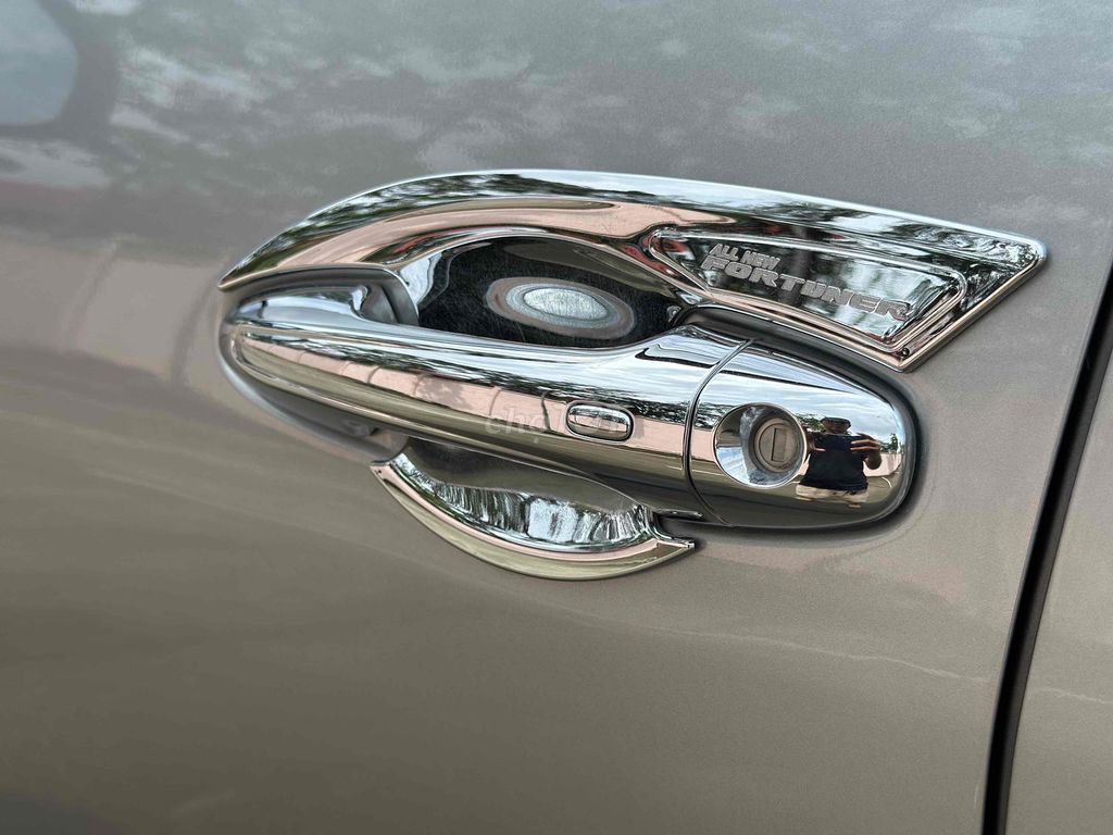 Fortuner xăng nhập khẩu Indo 1chủ bảo dưỡng Toyota. Mua bán Ô tô tại Huyện Hóc Môn Tp Hồ Chí Minh được đăng bởi Hiền Nguyễn hình 4