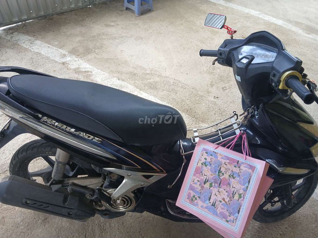 Xe Airblade 125 ,màu đen,chạy êm. Mua bán Xe máy tại Thành phố Nha Trang Khánh Hòa được đăng bởi minhngoc hình 1