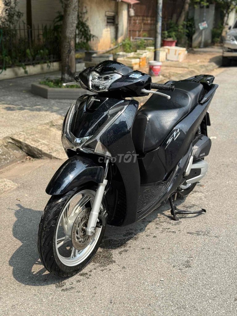 Honda SH 150i ABS 2018 оригинал черный отличный
