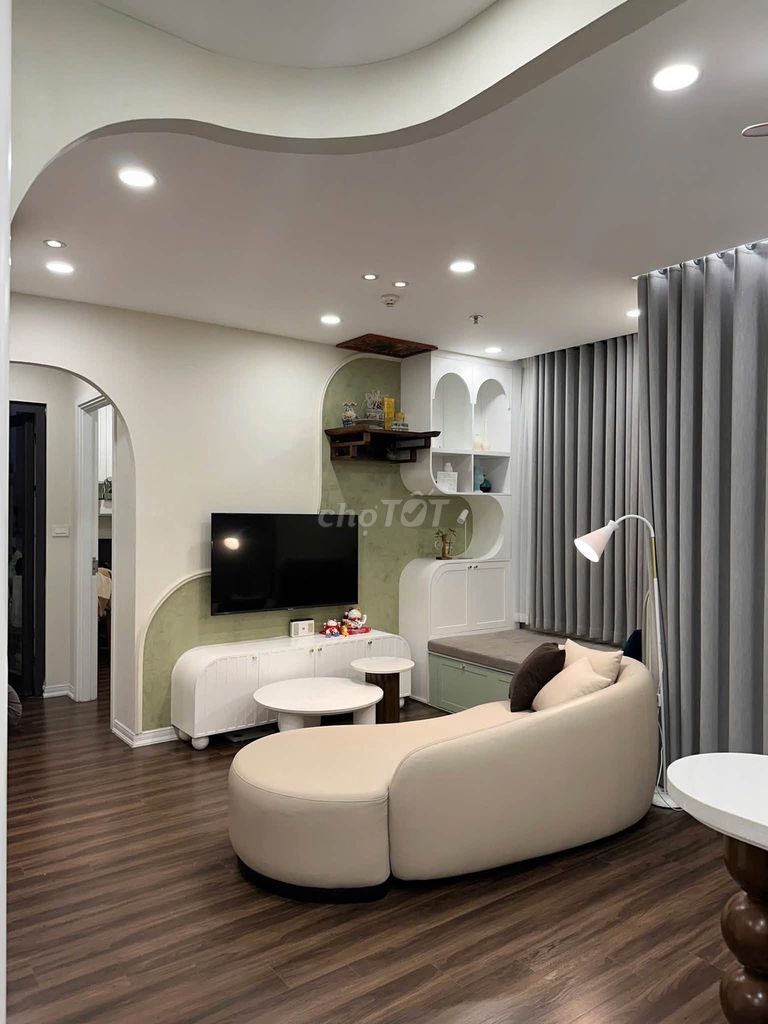Продается квартира Vinhomes Smart City площадью 64 м2, 2 спальни, цена 4,8 миллиарда