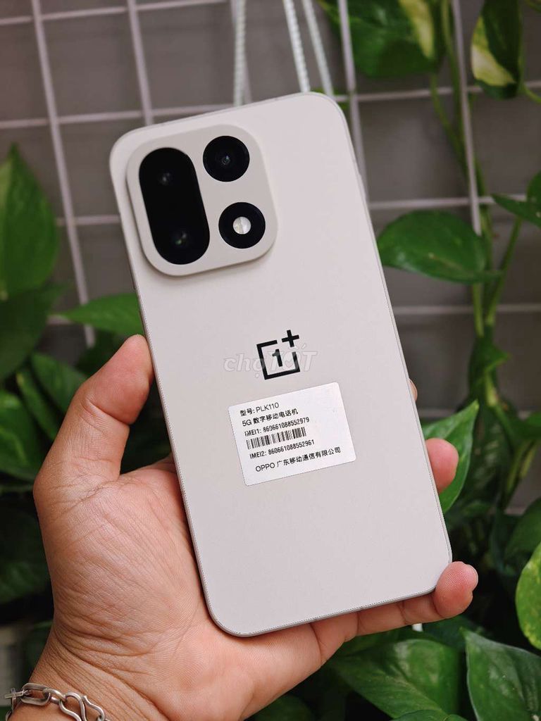 Oneplus 15 12/256 máy New khui unlock sim có gl. Mua bán Điện thoại tại Quận 12 Tp Hồ Chí Minh được đăng bởi Đỗ Hậu Fb Dylan Đỗ hình 1