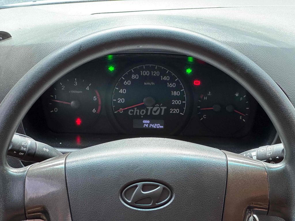 Hyundai Starex máy dầu 2017 9 Chỗ - Gia đình dùng. Mua bán Ô tô tại Quận Bình Tân Tp Hồ Chí Minh được đăng bởi Xe Hồng Minh hình 9