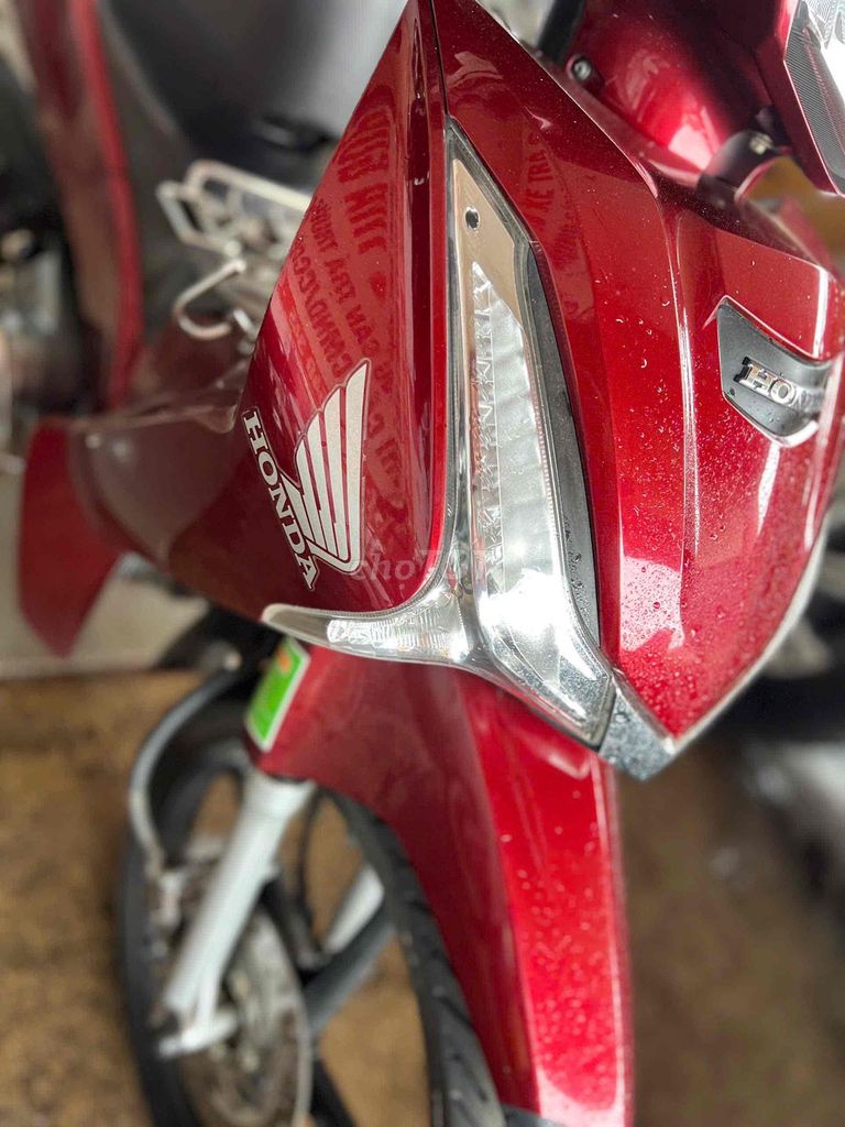 Future 2023 áo keo 2 chìa 2 kính máy zin chủ ra kí. Mua bán Xe máy tại Huyện Trảng Bom Đồng Nai được đăng bởi Của Hàng Xe Máy U Phong hình 4