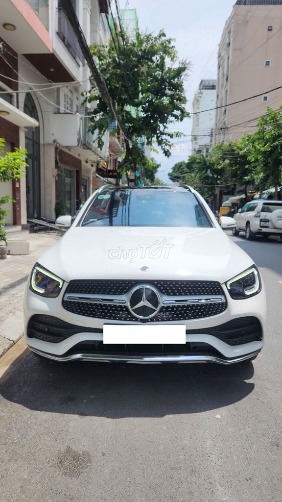 Gia đình bán GLC300 sx 2022 Tên công ty. Mua bán Ô tô tại Quận 4 Tp Hồ Chí Minh được đăng bởi tuấn hình 1