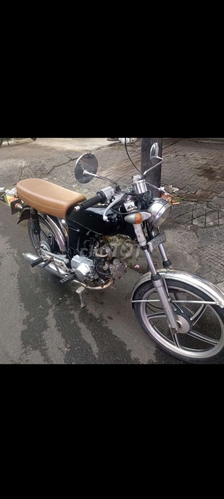 Honda Cub còn tin là còn bán. Mua bán Xe máy tại Quận 10 Tp Hồ Chí Minh được đăng bởi văn phúc  hình 2