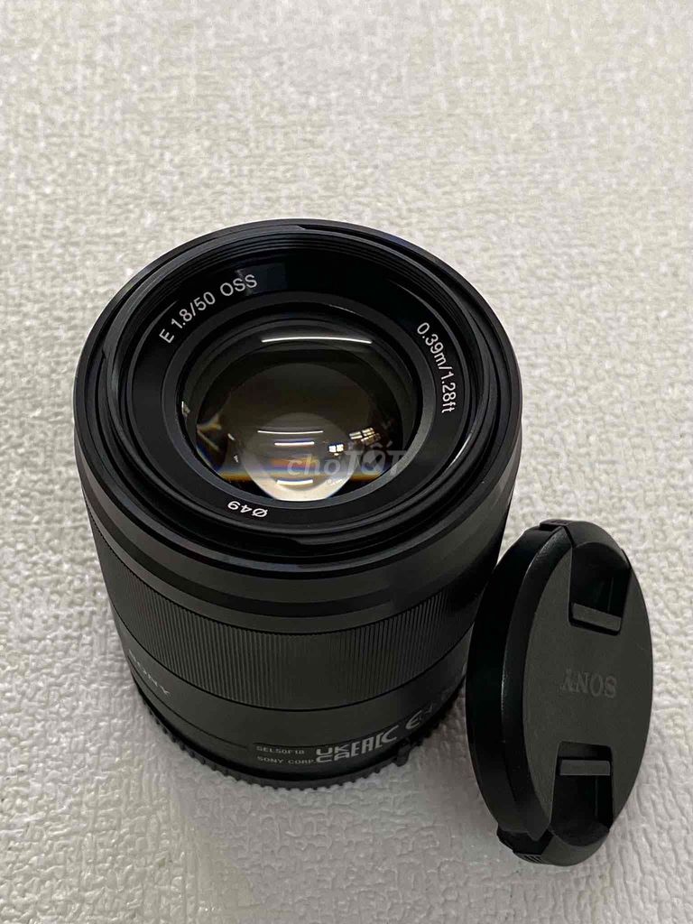 Ống kính Sony SEL 50mm f1.8 Đen Đã sử dụng. Mua bán Máy ảnh, Máy quay tại Quận Hải Châu Đà Nẵng được đăng bởi Quế Art Camera Store hình 1