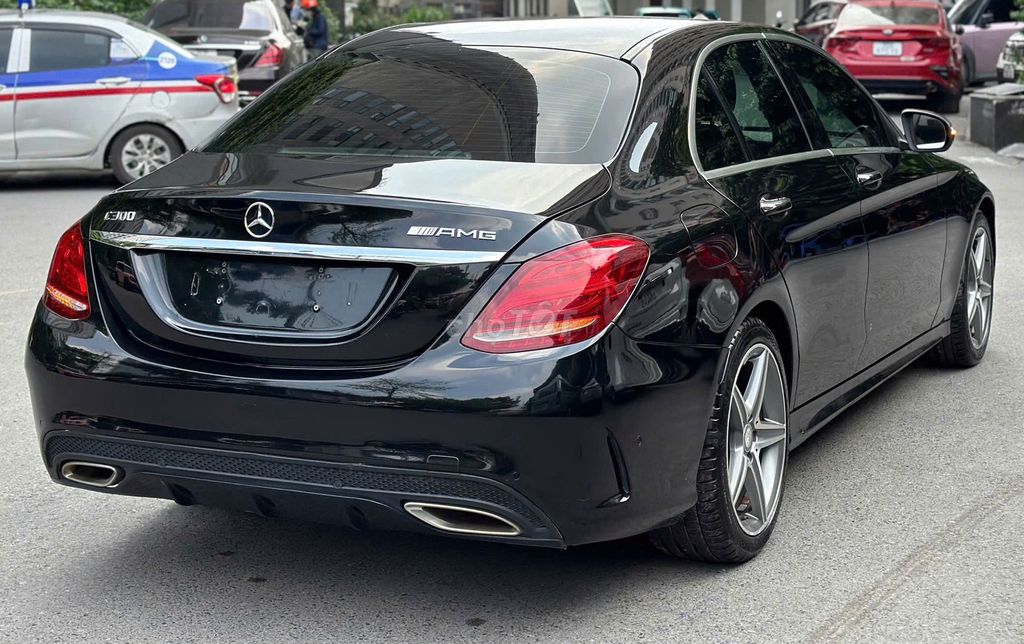 Mercedes Benz C250 AMG 2015 model 2016. Mua bán Ô tô tại Quận Thanh Xuân Hà Nội được đăng bởi Nguyễn Tuấn Hoàng hình 11