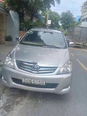 Toyota Innova 2009 Bạc