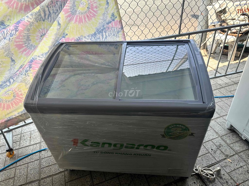 Tủ đông Kangaroo 350L mặt kính đã dùng. Mua bán Tủ lạnh tại Thành phố Long Xuyên An Giang được đăng bởi Hậu Nguyễn hình 1