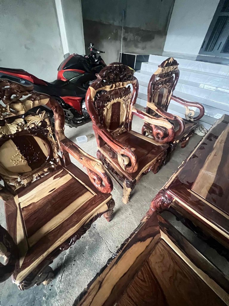 Bộ bàn ghế phòng khách Gỗ Cam. Mua bán Bàn ghế tại Huyện Đức Trọng Lâm Đồng được đăng bởi Trần tiến đạt hình 1