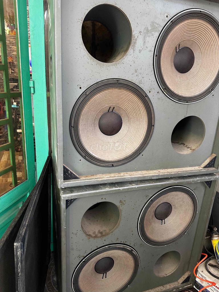 Loa siêu trầm JBL 40 inch Xám. Mua bán Tivi, Âm thanh tại Quận Bình Tân Tp Hồ Chí Minh được đăng bởi Anh Nguyen hình 1