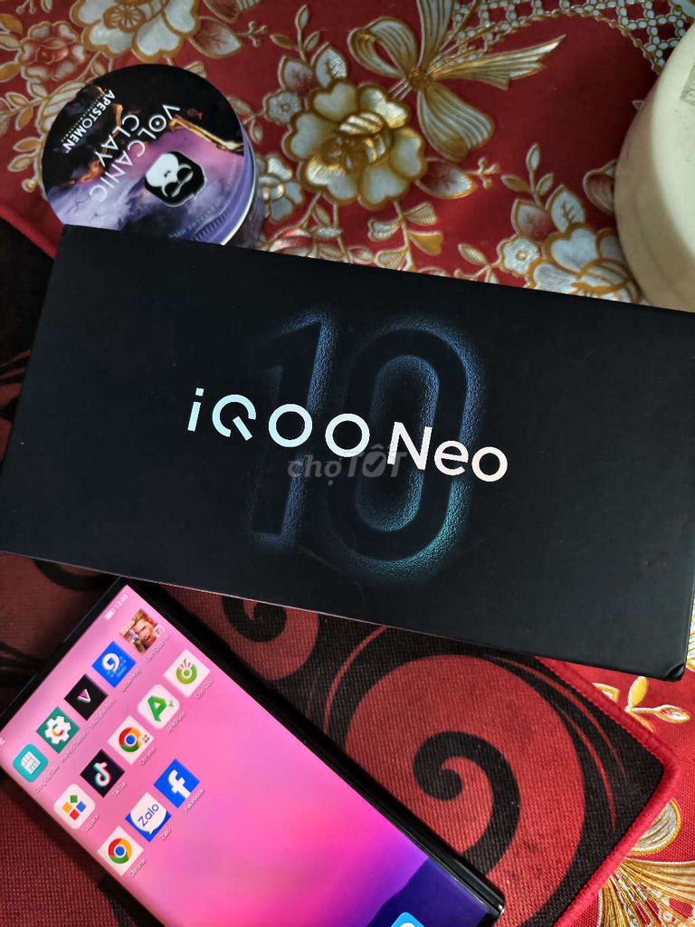 Iqoo neo 10 chip 8 gen 3 12/256 fullbox