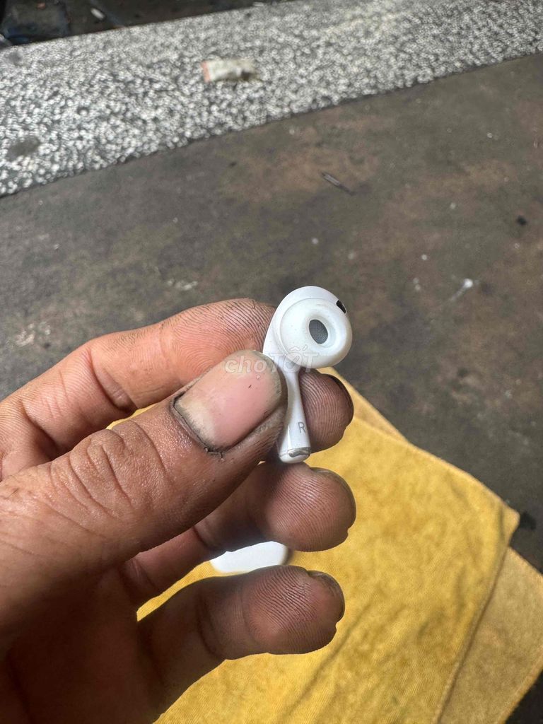 Tai nghe Apple AirPods Pro Trắng. Mua bán Tivi, Âm thanh tại Quận Bình Tân Tp Hồ Chí Minh được đăng bởi Duong van minh  hình 1