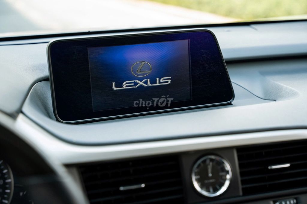 Lexus RX200t 2015 Vàng cát đăng ký lần đầu 2016. Mua bán Ô tô tại Thành phố Thủ Đức Tp Hồ Chí Minh được đăng bởi H2T Auto hình 10