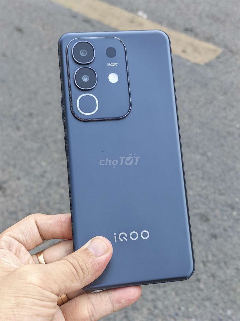 Iqoo Z10X 8GB/128GB Đen. Mua bán Điện thoại tại Quận Bình Tân Tp Hồ Chí Minh được đăng bởi Anh Rin hình 1