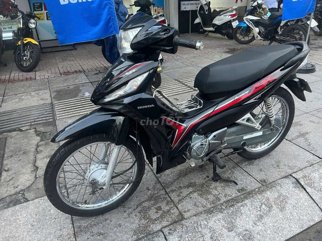 Honda wave RSX Fi 2017 mới 90% biển số thành phố. Mua bán Xe máy tại Quận Tân Phú Tp Hồ Chí Minh được đăng bởi Tuanduy hình 2