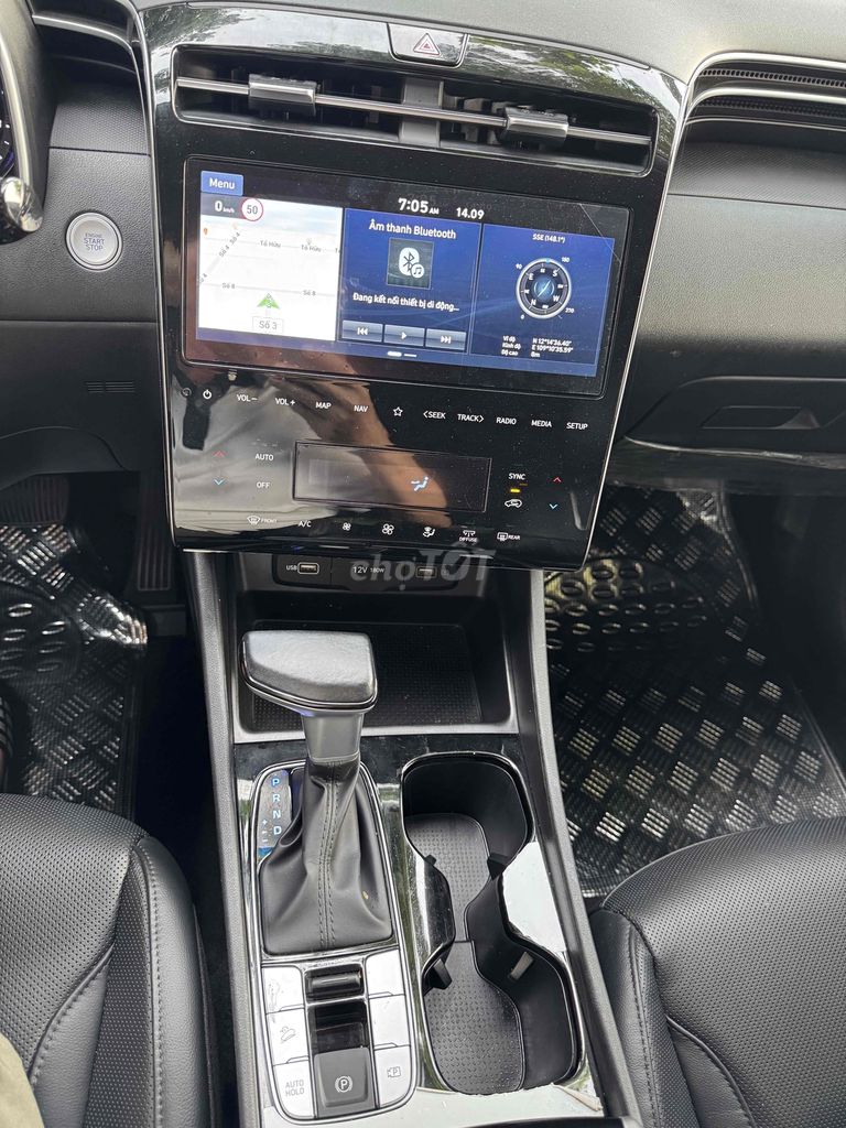 Hyundai Tucson 2023 2.0 AT Tiêu chuẩn - 24635 km. Mua bán Ô tô tại Thành phố Nha Trang Khánh Hòa được đăng bởi Anh Hải hình 10