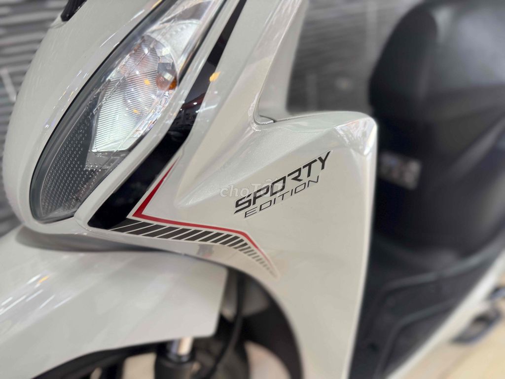 Honda Vision 2023 Sporty Xám 5000 km. Mua bán Xe máy tại Quận Bình Thạnh Tp Hồ Chí Minh được đăng bởi kelwin hình 11