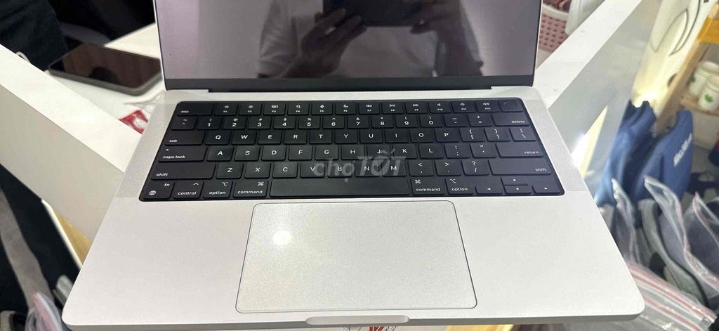 Apple MacBook Pro M1 16GB/512GB Bạc Đã sử dụng. Mua bán Laptop tại Quận Nam Từ Liêm Hà Nội được đăng bởi Phạm Hùng Khải hình 1