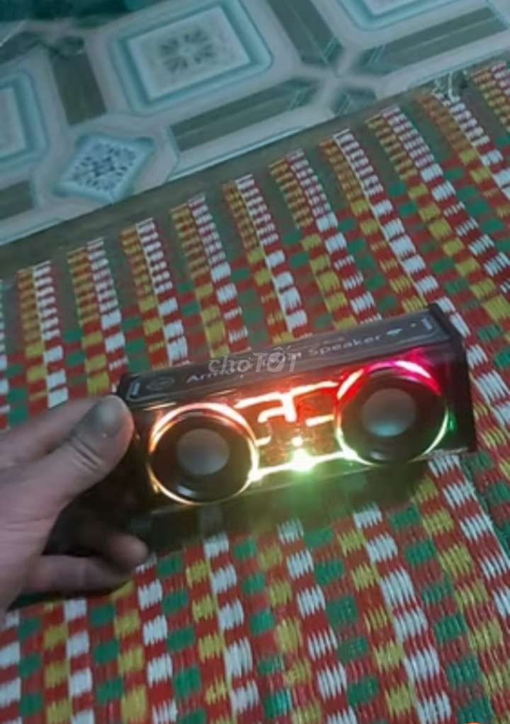 Loa bluetooth TECHHIGH HM-805 Không dây. Mua bán Tivi, Âm thanh tại Huyện Hoài Đức Hà Nội được đăng bởi Nguyễn Quân hình 1