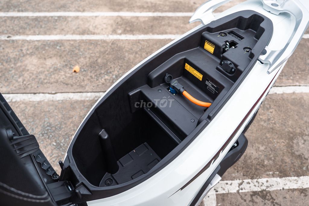 VINFAST FELIZ 2025 - GIẢM 10% + MIỄN THUẾ TRƯỚC BẠ. Mua bán Xe máy tại Quận 4 Tp Hồ Chí Minh được đăng bởi VinFast Official Store hình 4