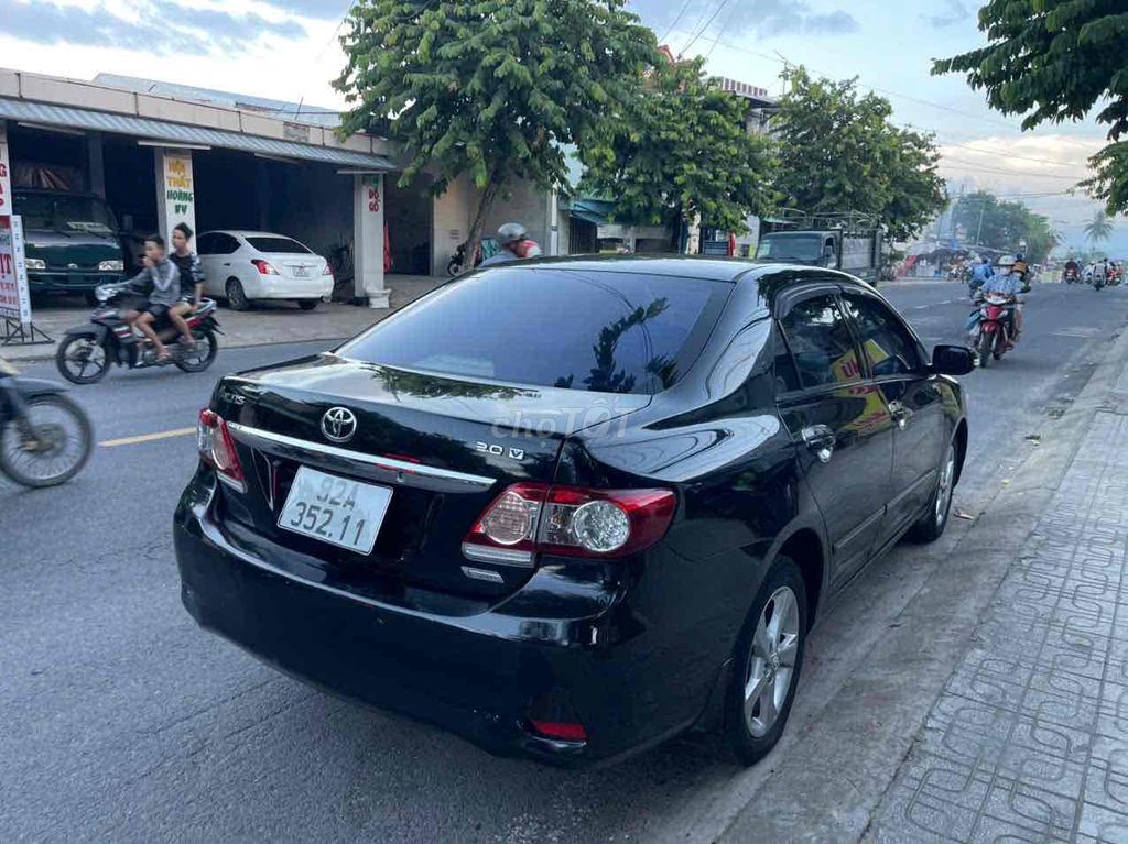 Toyota Corolla Altis 2011 2.0V - 11012 km. Mua bán Ô tô tại Huyện Hòa Vang Đà Nẵng được đăng bởi TRƯỜNG XUÂN hình 2