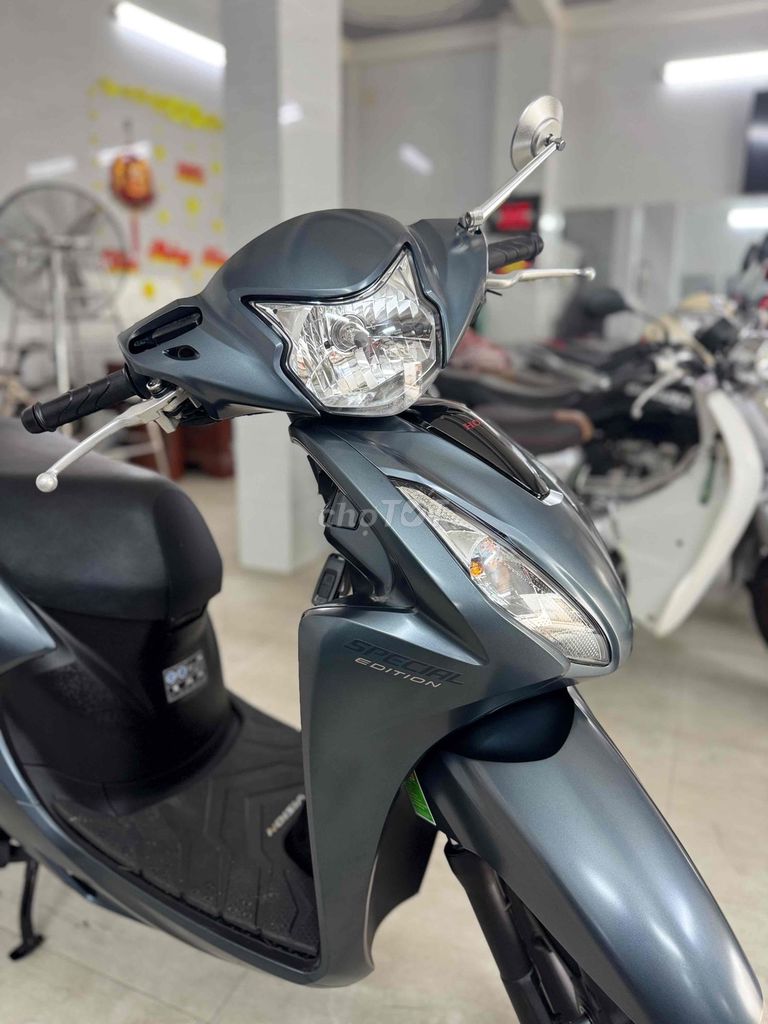 Honda Vision 2022 Bản Cá Tính Chạy 3.600Km Như Mới. Mua bán Xe máy tại Thành phố Long Xuyên An Giang được đăng bởi Cửa Hàng Xe Minh Hạnh hình 2