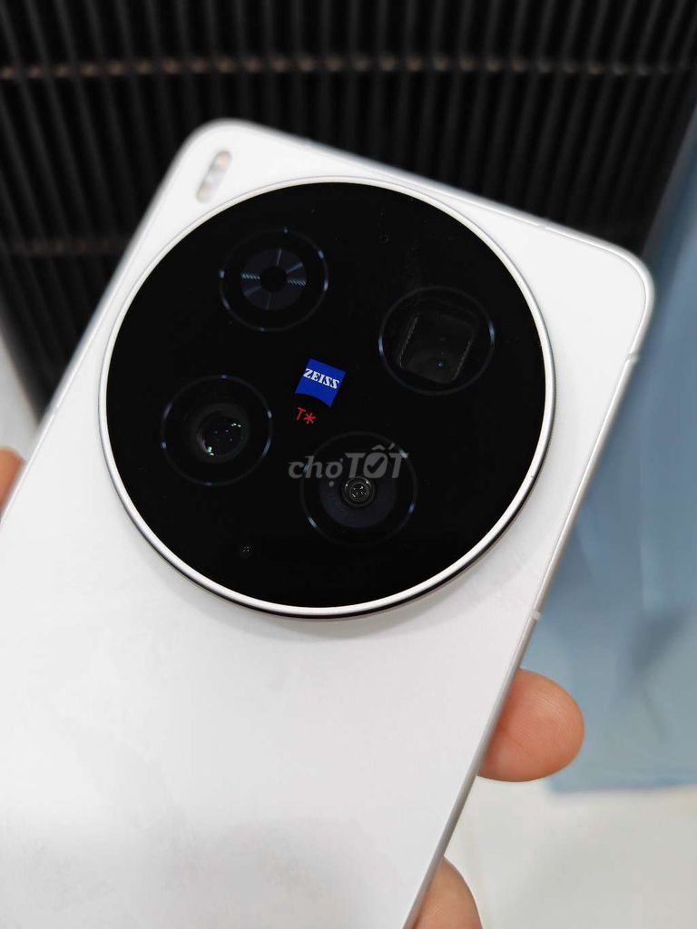 Vivo X300 Ultra 12/256GB Sạc 0 Lần. Mua bán Điện thoại tại Quận Gò Vấp Tp Hồ Chí Minh được đăng bởi Vân hình 1