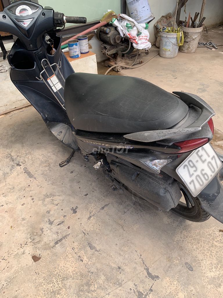 Xe máy Suzuki Hayate màu đen. Mua bán Xe máy tại Huyện Yên Khánh Ninh Bình được đăng bởi Trường Vu hình 2