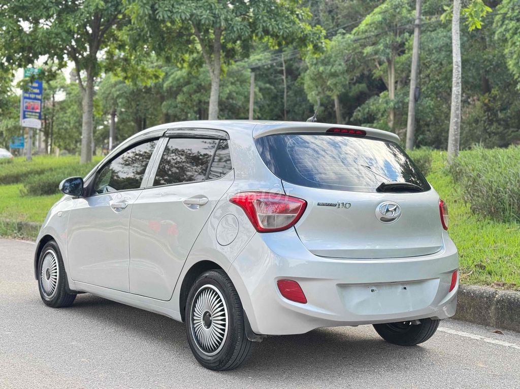 Hyundai Grand i10 2015 1.0 Base - 160000 km. Mua bán Ô tô tại Huyện Sóc Sơn Hà Nội được đăng bởi Anh Chiến hình 6